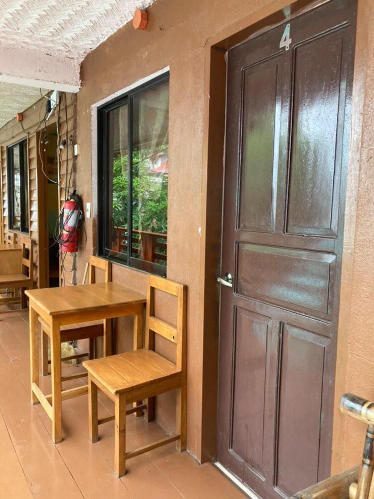 Just Inn El Nido Exterior photo